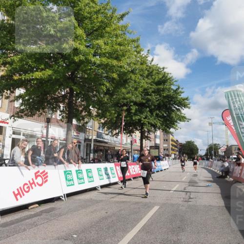 15.09.2024 - PSD Bank Halbmarathon Miley Keyser http://msf.ph/oto/7079444 15.09.2024 12:42:43 Ziel 2273, 3242, 3278, 3321, 3400 meine-sportfotos.de