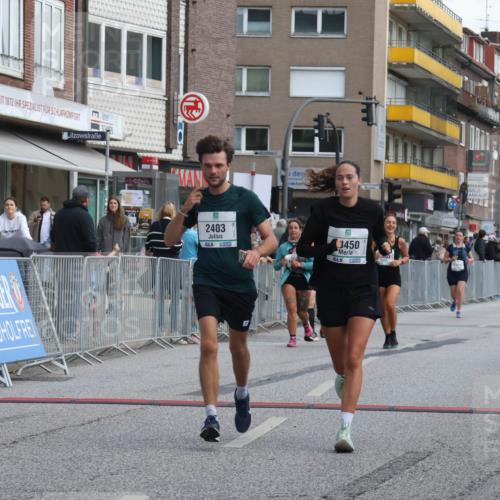 15.09.2024 - PSD Bank Halbmarathon Michael Strokosch http://msf.ph/oto/7079448 15.09.2024 12:23:41 Ziel 987, 2403, 2981, 3002, 3003, 3428, 3450 meine-sportfotos.de