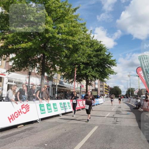 15.09.2024 - PSD Bank Halbmarathon Miley Keyser http://msf.ph/oto/7079449 15.09.2024 12:42:44 Ziel 2273, 3242, 3278, 3321, 3400 meine-sportfotos.de