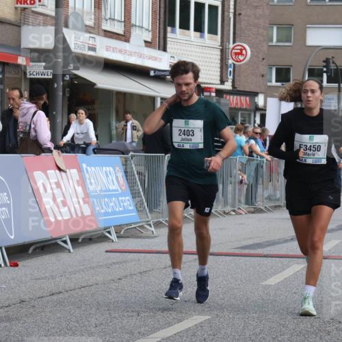 15.09.2024 - PSD Bank Halbmarathon Michael Strokosch http://msf.ph/oto/7079458 15.09.2024 12:23:42 Ziel 1883, 2403, 2981, 3002, 3003, 3428, 3450 meine-sportfotos.de