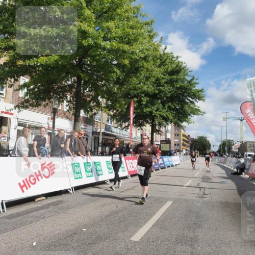 15.09.2024 - PSD Bank Halbmarathon Miley Keyser http://msf.ph/oto/7079459 15.09.2024 12:42:44 Ziel 2273, 3242, 3278, 3321, 3400 meine-sportfotos.de