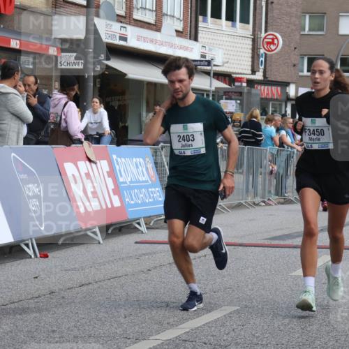 15.09.2024 - PSD Bank Halbmarathon Michael Strokosch http://msf.ph/oto/7079463 15.09.2024 12:23:42 Ziel 1883, 2403, 2981, 3002, 3003, 3428, 3450 meine-sportfotos.de