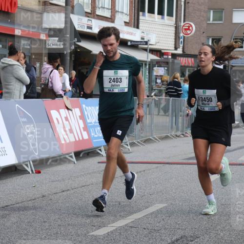 15.09.2024 - PSD Bank Halbmarathon Michael Strokosch http://msf.ph/oto/7079467 15.09.2024 12:23:42 Ziel 1883, 2403, 2981, 3002, 3003, 3428, 3450 meine-sportfotos.de