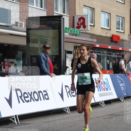 15.09.2024 - PSD Bank Halbmarathon Michael Strokosch http://msf.ph/oto/7079501 15.09.2024 11:14:35 Ziel 412, 540, 544, 564, 565, 568, 570, 589, 613, 845, 848 meine-sportfotos.de