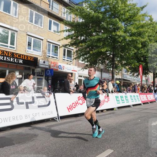 15.09.2024 - PSD Bank Halbmarathon Miley Keyser http://msf.ph/oto/7079511 15.09.2024 11:37:48 Ziel 932, 1056, 1136, 1234, 1238, 1306, 1742, 2625 meine-sportfotos.de