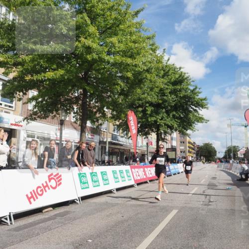 15.09.2024 - PSD Bank Halbmarathon Miley Keyser http://msf.ph/oto/7079513 15.09.2024 12:42:47 Ziel 2273, 3242, 3278, 3321, 3400 meine-sportfotos.de