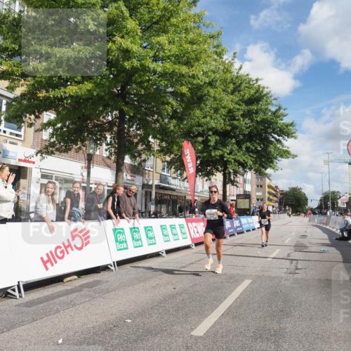 15.09.2024 - PSD Bank Halbmarathon Miley Keyser http://msf.ph/oto/7079523 15.09.2024 12:42:48 Ziel 2273, 3242, 3278, 3321, 3400 meine-sportfotos.de