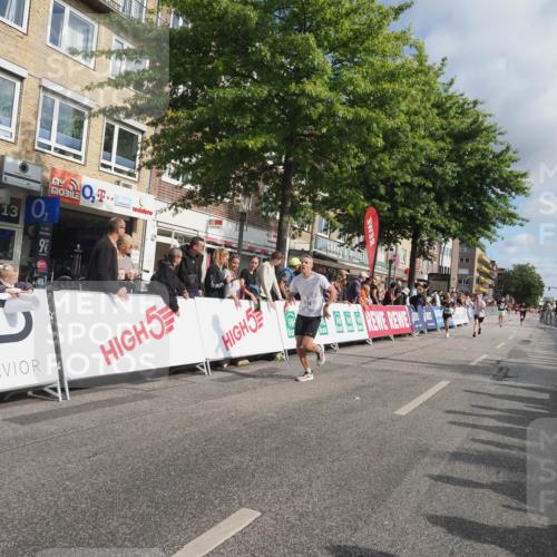 15.09.2024 - PSD Bank Halbmarathon Miley Keyser http://msf.ph/oto/7079525 15.09.2024 11:37:56 Ziel 932, 1136, 1177, 1472, 1742, 1922 meine-sportfotos.de