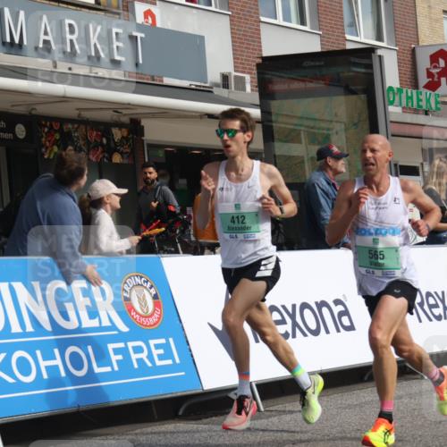 15.09.2024 - PSD Bank Halbmarathon Michael Strokosch http://msf.ph/oto/7079526 15.09.2024 11:14:37 Ziel 412, 540, 544, 564, 565, 568, 570, 613, 845, 848 meine-sportfotos.de