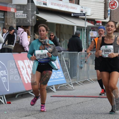 15.09.2024 - PSD Bank Halbmarathon Michael Strokosch http://msf.ph/oto/7079532 15.09.2024 12:23:48 Ziel 1883, 2403, 2537, 3003, 3075, 3428, 3450 meine-sportfotos.de