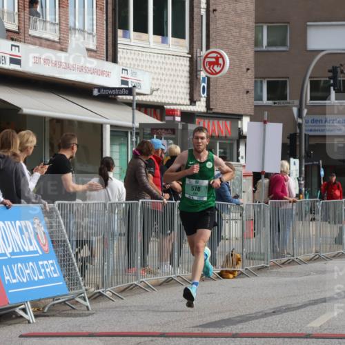 15.09.2024 - PSD Bank Halbmarathon Michael Strokosch http://msf.ph/oto/7079542 15.09.2024 11:14:40 Ziel 412, 540, 564, 565, 570, 845, 848 meine-sportfotos.de