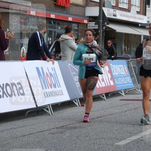 15.09.2024 - PSD Bank Halbmarathon Michael Strokosch http://msf.ph/oto/7079545 15.09.2024 12:23:48 Ziel 1883, 2403, 2537, 3003, 3075, 3428, 3450 meine-sportfotos.de