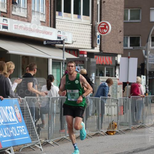 15.09.2024 - PSD Bank Halbmarathon Michael Strokosch http://msf.ph/oto/7079555 15.09.2024 11:14:41 Ziel 412, 564, 565, 570, 845, 848 meine-sportfotos.de