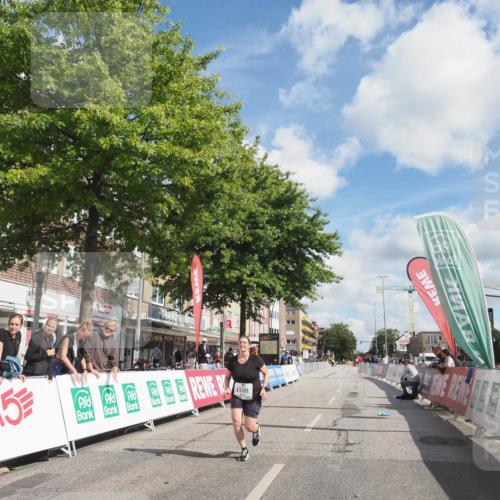 15.09.2024 - PSD Bank Halbmarathon Miley Keyser http://msf.ph/oto/7079570 15.09.2024 12:42:50 Ziel 2273, 3242, 3321, 3400 meine-sportfotos.de