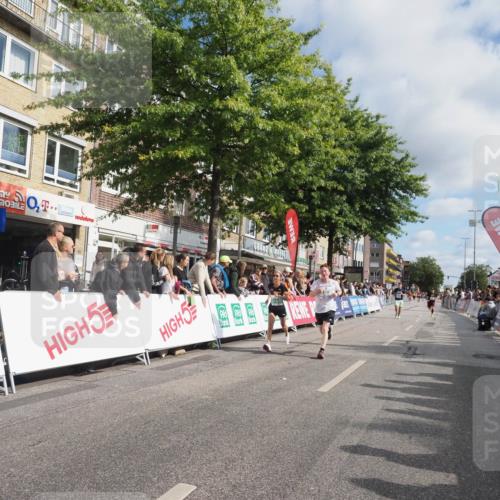 15.09.2024 - PSD Bank Halbmarathon Miley Keyser http://msf.ph/oto/7079573 15.09.2024 11:37:59 Ziel 932, 1136, 1177, 1472, 1742, 1922 meine-sportfotos.de
