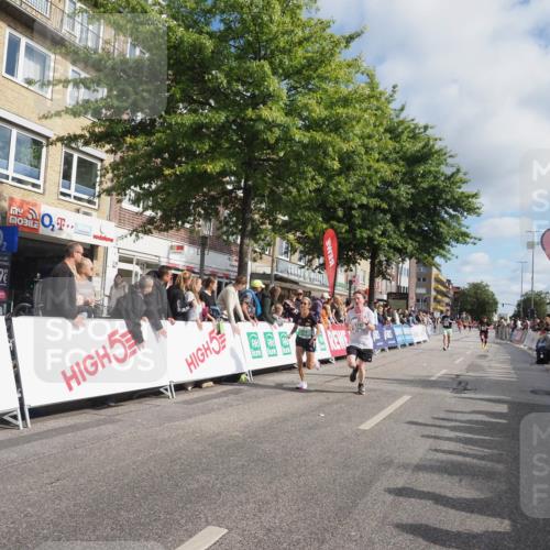 15.09.2024 - PSD Bank Halbmarathon Miley Keyser http://msf.ph/oto/7079579 15.09.2024 11:37:59 Ziel 932, 1136, 1177, 1472, 1742, 1922 meine-sportfotos.de