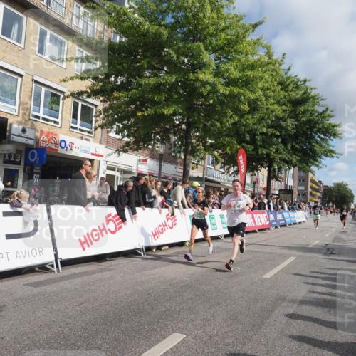 15.09.2024 - PSD Bank Halbmarathon Miley Keyser http://msf.ph/oto/7079588 15.09.2024 11:38:00 Ziel 932, 1136, 1177, 1472, 1742, 1922 meine-sportfotos.de