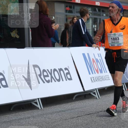 15.09.2024 - PSD Bank Halbmarathon Michael Strokosch http://msf.ph/oto/7079591 15.09.2024 12:23:51 Ziel 1883, 2403, 2537, 3003, 3075, 3222, 3428, 3450 meine-sportfotos.de