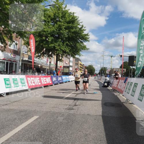 15.09.2024 - PSD Bank Halbmarathon Miley Keyser http://msf.ph/oto/7079617 15.09.2024 12:43:35 Ziel 2385, 3410 meine-sportfotos.de