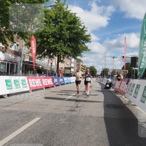 15.09.2024 - PSD Bank Halbmarathon Miley Keyser http://msf.ph/oto/7079622 15.09.2024 12:43:35 Ziel 2385, 3410 meine-sportfotos.de