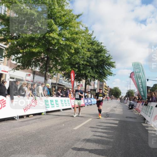 15.09.2024 - PSD Bank Halbmarathon Miley Keyser http://msf.ph/oto/7079624 15.09.2024 11:38:04 Ziel 932, 1136, 1177, 1472, 1478, 1742, 1922 meine-sportfotos.de