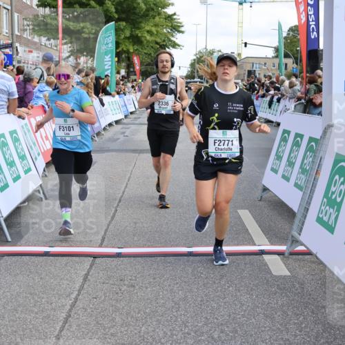 15.09.2024 - PSD Bank Halbmarathon Strokosch-Dieckow http://msf.ph/oto/7079625 15.09.2024 12:25:18 Ziel 793, 1409, 2255, 2336, 2771, 3101, 3298 meine-sportfotos.de
