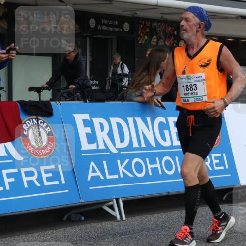15.09.2024 - PSD Bank Halbmarathon Michael Strokosch http://msf.ph/oto/7079628 15.09.2024 12:23:54 Ziel 1883, 2537, 3003, 3075, 3222, 3428, 3450 meine-sportfotos.de