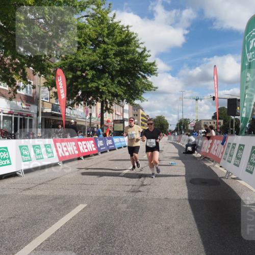 15.09.2024 - PSD Bank Halbmarathon Miley Keyser http://msf.ph/oto/7079632 15.09.2024 12:43:36 Ziel 2385, 3410 meine-sportfotos.de