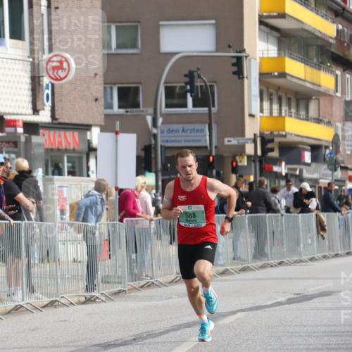 15.09.2024 - PSD Bank Halbmarathon Michael Strokosch http://msf.ph/oto/7079645 15.09.2024 11:14:48 Ziel 412, 565, 570, 588 meine-sportfotos.de