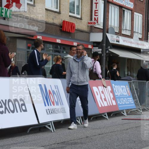15.09.2024 - PSD Bank Halbmarathon Michael Strokosch http://msf.ph/oto/7079669 15.09.2024 12:23:59 Ziel 1883, 2537, 3003, 3075, 3222, 3428, 3452 meine-sportfotos.de