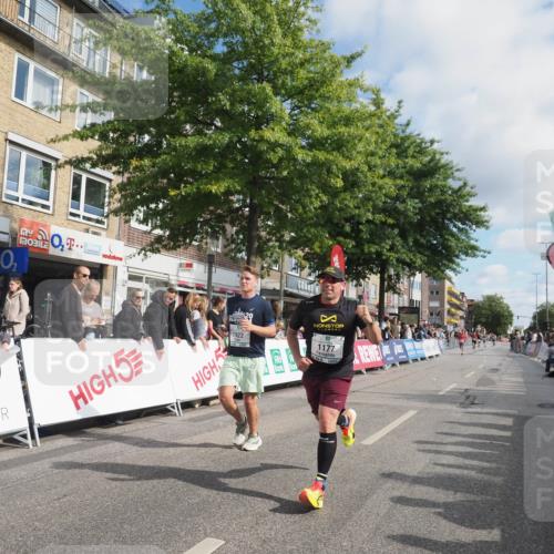 15.09.2024 - PSD Bank Halbmarathon Miley Keyser http://msf.ph/oto/7079672 15.09.2024 11:38:05 Ziel 932, 1136, 1177, 1472, 1478, 1742, 1922 meine-sportfotos.de