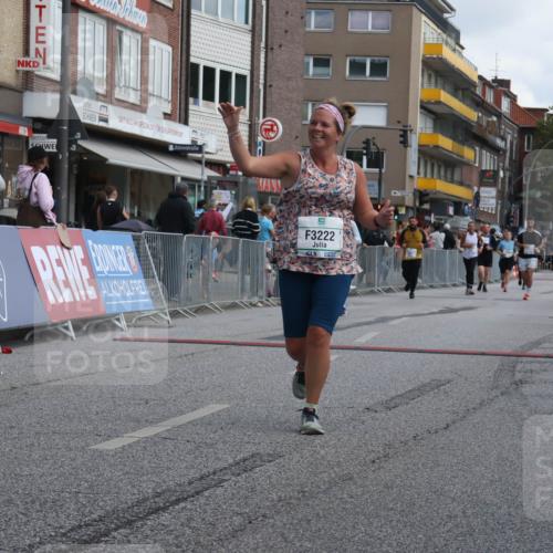 15.09.2024 - PSD Bank Halbmarathon Michael Strokosch http://msf.ph/oto/7079679 15.09.2024 12:24:00 Ziel 1883, 2537, 3003, 3075, 3222, 3428, 3452, 3543 meine-sportfotos.de
