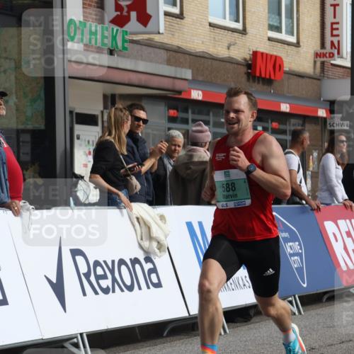 15.09.2024 - PSD Bank Halbmarathon Michael Strokosch http://msf.ph/oto/7079685 15.09.2024 11:14:50 Ziel 570, 588 meine-sportfotos.de