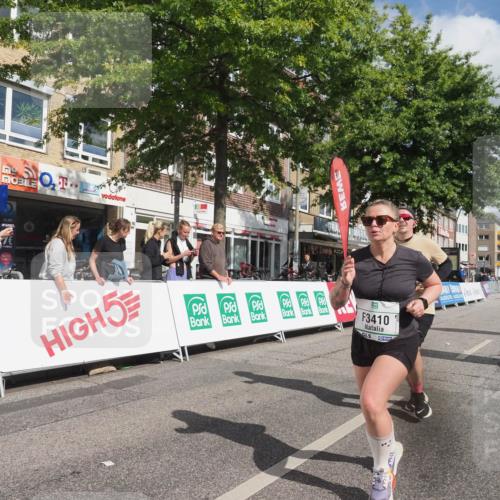 15.09.2024 - PSD Bank Halbmarathon Miley Keyser http://msf.ph/oto/7079688 15.09.2024 12:43:38 Ziel 2385, 3410 meine-sportfotos.de