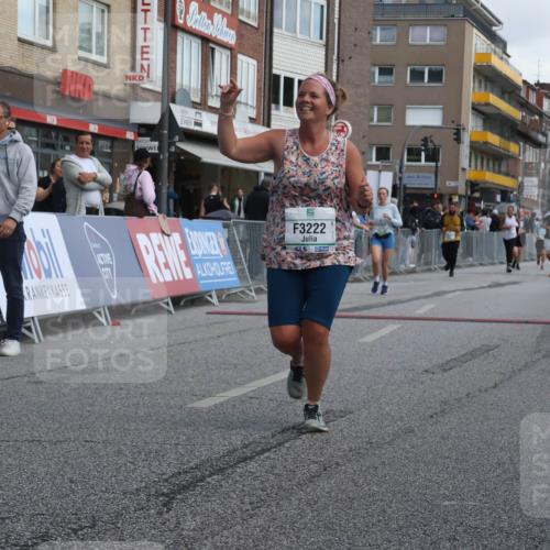 15.09.2024 - PSD Bank Halbmarathon Michael Strokosch http://msf.ph/oto/7079697 15.09.2024 12:24:01 Ziel 1883, 2527, 2537, 3075, 3222, 3452, 3543 meine-sportfotos.de