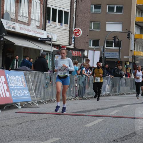 15.09.2024 - PSD Bank Halbmarathon Michael Strokosch http://msf.ph/oto/7079715 15.09.2024 12:24:03 Ziel 1997, 2527, 2537, 3075, 3222, 3452, 3543 meine-sportfotos.de