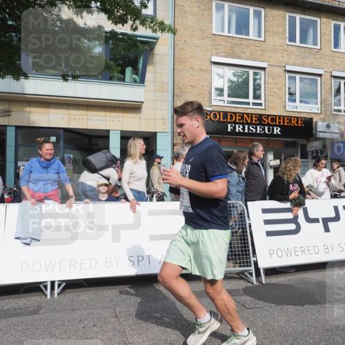 15.09.2024 - PSD Bank Halbmarathon Miley Keyser http://msf.ph/oto/7079717 15.09.2024 11:38:07 Ziel 932, 1177, 1288, 1472, 1478, 1742, 1922 meine-sportfotos.de