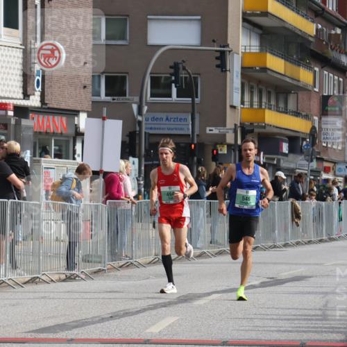 15.09.2024 - PSD Bank Halbmarathon Michael Strokosch http://msf.ph/oto/7079724 15.09.2024 11:14:57 Ziel 494, 546, 588 meine-sportfotos.de