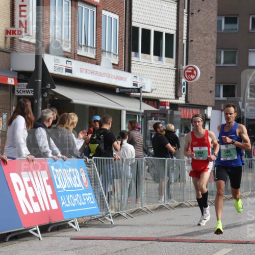 15.09.2024 - PSD Bank Halbmarathon Michael Strokosch http://msf.ph/oto/7079749 15.09.2024 11:14:59 Ziel 494, 546, 588 meine-sportfotos.de