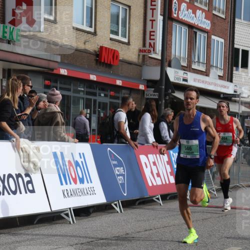 15.09.2024 - PSD Bank Halbmarathon Michael Strokosch http://msf.ph/oto/7079777 15.09.2024 11:15:00 Ziel 494, 500, 546, 588 meine-sportfotos.de