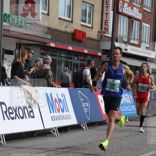 15.09.2024 - PSD Bank Halbmarathon Michael Strokosch http://msf.ph/oto/7079781 15.09.2024 11:15:00 Ziel 494, 500, 546, 588 meine-sportfotos.de