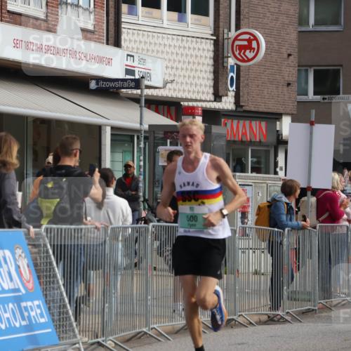 15.09.2024 - PSD Bank Halbmarathon Michael Strokosch http://msf.ph/oto/7079819 15.09.2024 11:15:06 Ziel 494, 500, 546, 587 meine-sportfotos.de