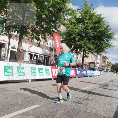15.09.2024 - PSD Bank Halbmarathon Miley Keyser http://msf.ph/oto/7079831 15.09.2024 12:44:38 Ziel 2452 meine-sportfotos.de