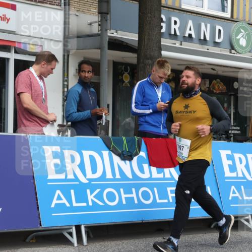 15.09.2024 - PSD Bank Halbmarathon Michael Strokosch http://msf.ph/oto/7079833 15.09.2024 12:24:13 Ziel 1765, 1997, 2527, 3008, 3256, 3371, 3452, 3543 meine-sportfotos.de