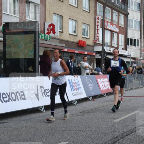 15.09.2024 - PSD Bank Halbmarathon Michael Strokosch http://msf.ph/oto/7079841 15.09.2024 12:24:14 Ziel 988, 1765, 1997, 2081, 2527, 3008, 3256, 3339, 3371, 3452, 3543 meine-sportfotos.de