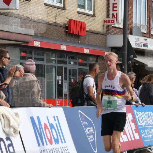 15.09.2024 - PSD Bank Halbmarathon Michael Strokosch http://msf.ph/oto/7079860 15.09.2024 11:15:07 Ziel 494, 500, 546, 587 meine-sportfotos.de