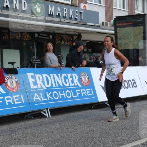 15.09.2024 - PSD Bank Halbmarathon Michael Strokosch http://msf.ph/oto/7079861 15.09.2024 12:24:15 Ziel 988, 1765, 1997, 2081, 2527, 3008, 3256, 3339, 3371, 3452, 3543 meine-sportfotos.de