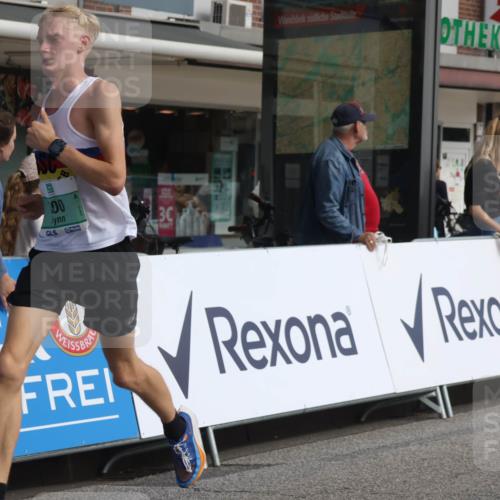 15.09.2024 - PSD Bank Halbmarathon Michael Strokosch http://msf.ph/oto/7079882 15.09.2024 11:15:09 Ziel 494, 500, 546, 577, 587 meine-sportfotos.de