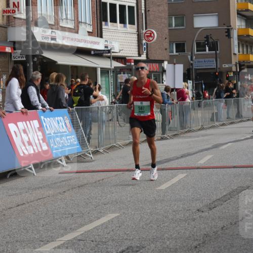 15.09.2024 - PSD Bank Halbmarathon Michael Strokosch http://msf.ph/oto/7079888 15.09.2024 11:15:11 Ziel 494, 500, 546, 577, 587, 602 meine-sportfotos.de