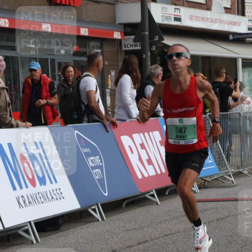 15.09.2024 - PSD Bank Halbmarathon Michael Strokosch http://msf.ph/oto/7079901 15.09.2024 11:15:12 Ziel 494, 500, 546, 573, 577, 587, 602, 855 meine-sportfotos.de